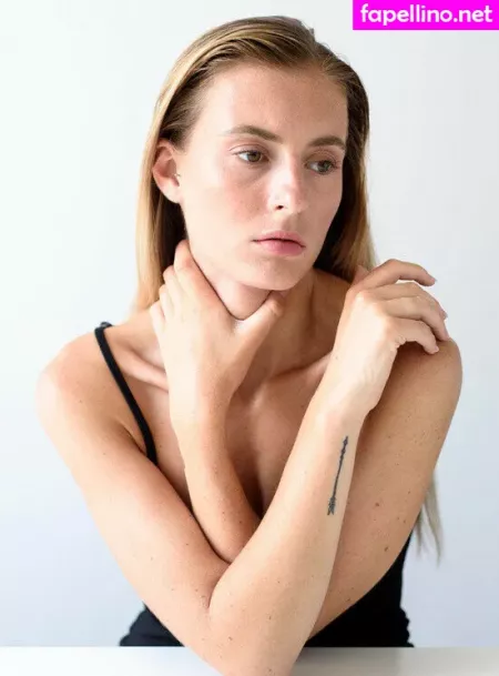 Orane Granger OnlyFans Thumbnail #E2tue5R28P