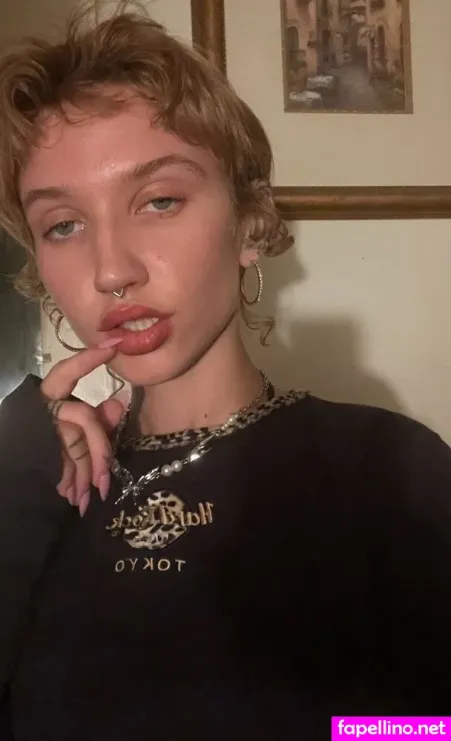 Orchid Rowe OnlyFans Thumbnail #C7sUX9yc18