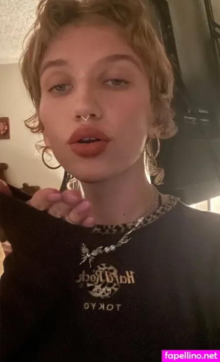 Orchid Rowe OnlyFans Thumbnail #l33kOGfgyl