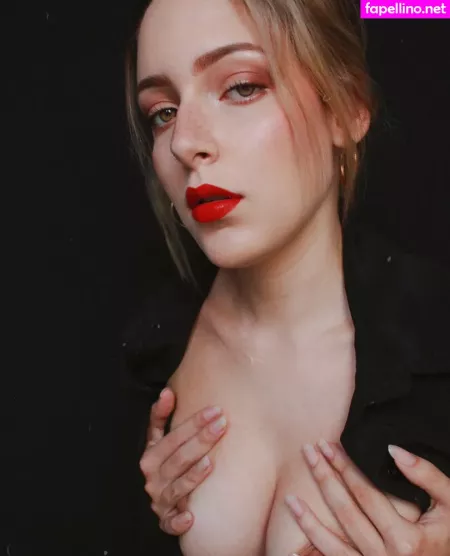 Oriana Leal OnlyFans Thumbnail #IDdX7cQmjm