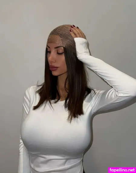 Oriana Tubiolo OnlyFans Thumbnail #FX8U66NLSQ
