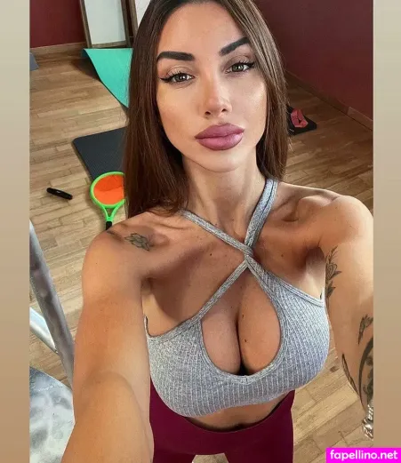Oriana Tubiolo OnlyFans Thumbnail #alIR2lML53
