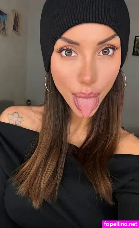 Oriana Tubiolo OnlyFans Thumbnail #zf4Wr4xV3V