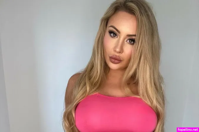 Orianablaze OnlyFans Thumbnail #iLFtnP90to