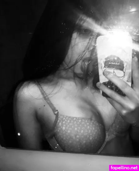 Orianacoria OnlyFans Thumbnail #f3FHbK1BwZ