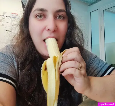 Orikliper OnlyFans Thumbnail #MaWmboTD9E