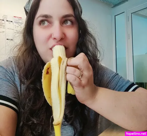 Orikliper OnlyFans Thumbnail #n8i8Y7ZRHL