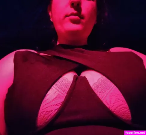 Orikliper OnlyFans Thumbnail #x2jW8uqKnm