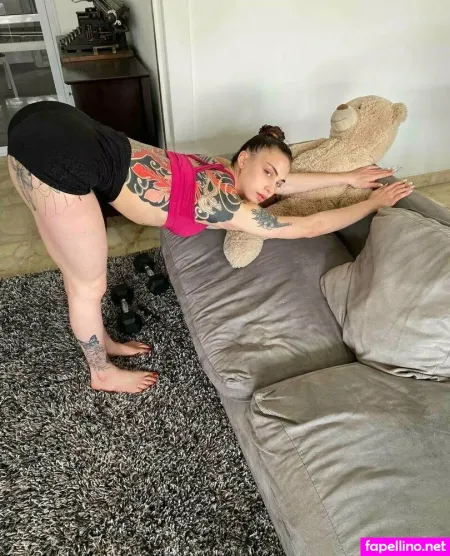 Ornellaturri OnlyFans Thumbnail #L8vtCn0tnl
