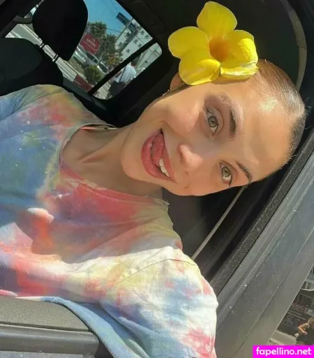 Ornellaturri OnlyFans Thumbnail #iEgit0LlU9