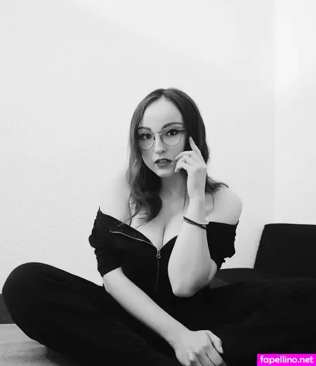 Oryvllmiee Main Profile Photo