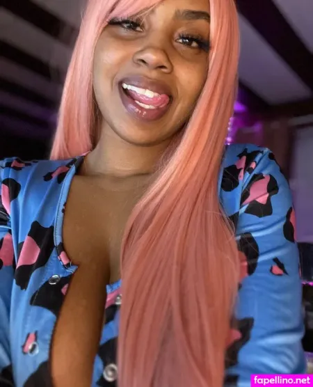 Oshunqueen OnlyFans Thumbnail #xy3SVfjdhL