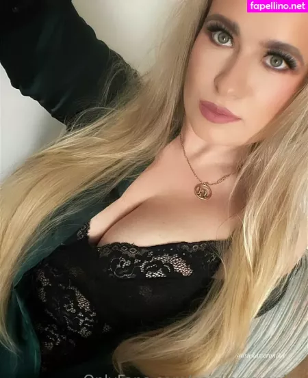 Osickaweronika OnlyFans Thumbnail #72OnRH9V8O
