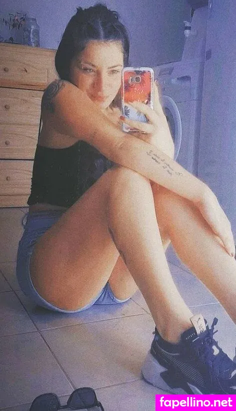 florledesmaa99 Nude Leaked OnlyFans Photo #02KuNANPjW