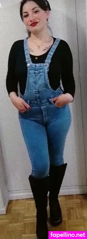 florledesmaa99 Nude Leaked OnlyFans Photo #AAzg3Ez0jS