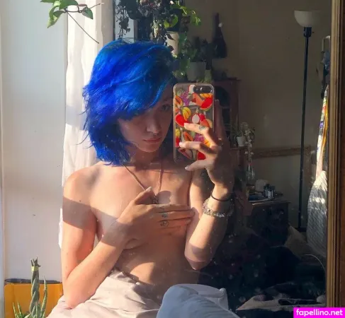 Ouchowwie OnlyFans Thumbnail #0wiVW2hOaw