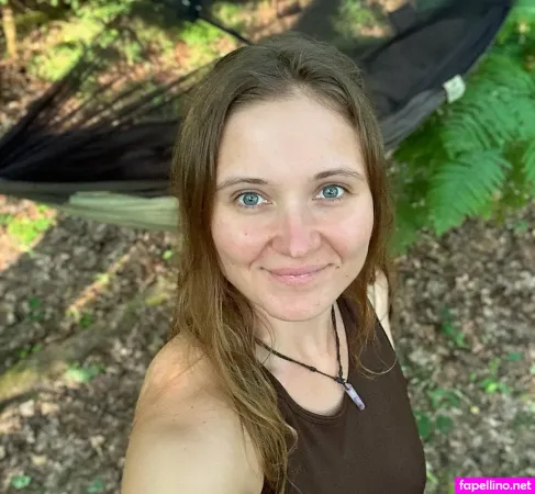 Outdoor Anca OnlyFans Thumbnail #66WIVzxDgs