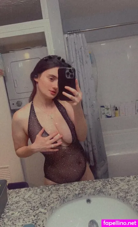 Outofthespotlight OnlyFans Thumbnail #m2Vj6oMXrx