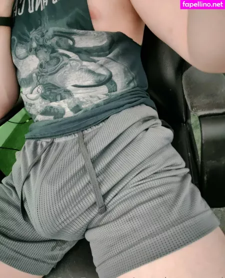 Oversizeaurmael OnlyFans Thumbnail #wOiULAewTa