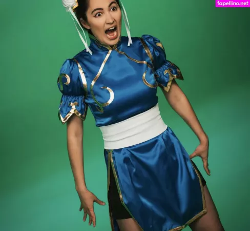 Ovilee May OnlyFans Thumbnail #3auf9NxYlo