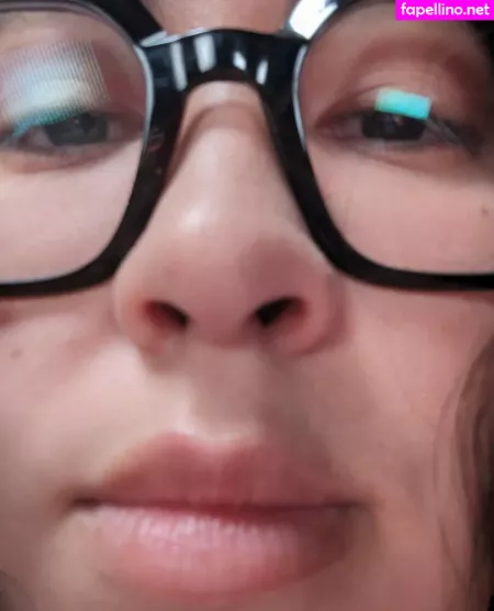 Ovilee May OnlyFans Thumbnail #9MK1sSSdmo