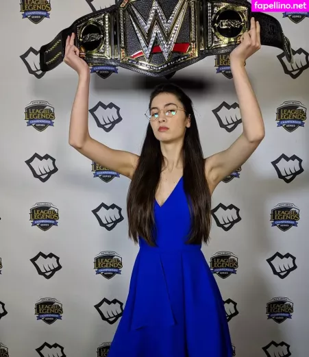 Ovilee May OnlyFans Thumbnail #bVujc9P35q