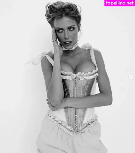 Oxana Streltsova OnlyFans Thumbnail #orx35onWAI