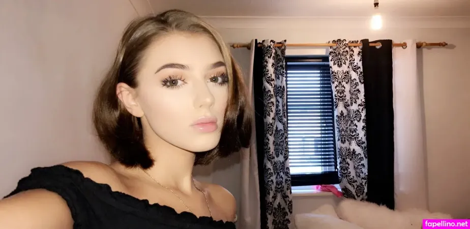 Oxford OnlyFans Thumbnail #CaH5mJiCm7