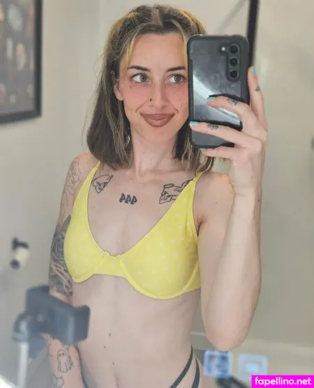 Oxkateoxfree OnlyFans Thumbnail #9RA2jArLw5