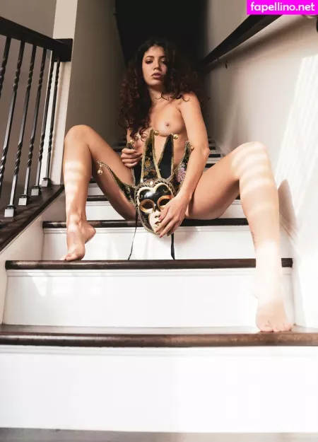 Oyinoluphoto OnlyFans Thumbnail #Z9GXU1Welj