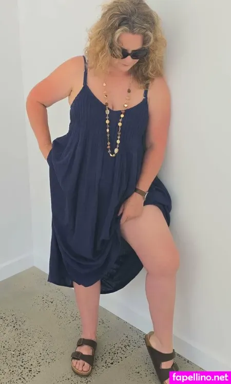 Ozehousewife OnlyFans Thumbnail #GgnmPKvkP1