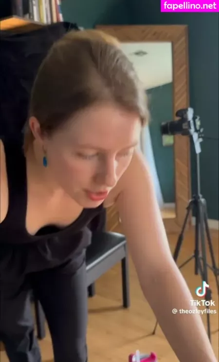 Ozley Asmr OnlyFans Thumbnail #NviuREhY5v