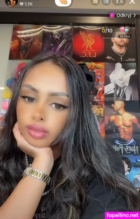 P0cula OnlyFans Thumbnail #5qyGgQWj8W