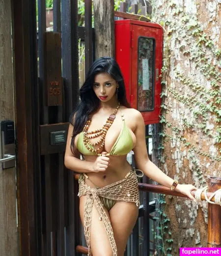 P0cula OnlyFans Thumbnail #Yy1VkgipFa