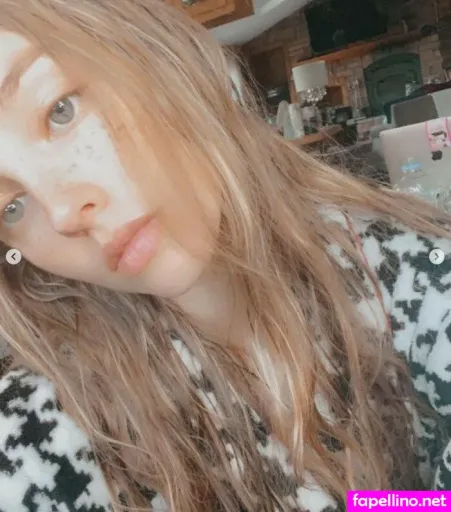P0ndfaerie OnlyFans Thumbnail #u38rF8aia0