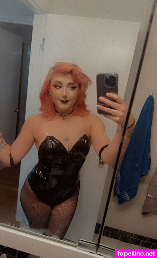 p3achyfoxxxfree Nude Leaked OnlyFans Photo #1fG5xiP1Zl