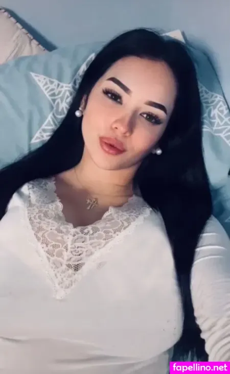 Paaularruizz2 OnlyFans Thumbnail #57GEglr4zY