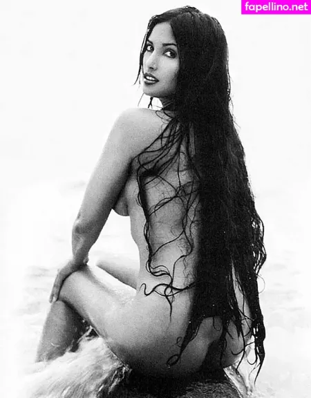 Padma Lakshmi OnlyFans Thumbnail #4xp3kDBcrO