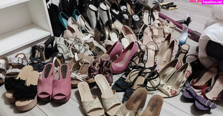 Padronavale Claire OnlyFans Thumbnail #V76cQn4eIX