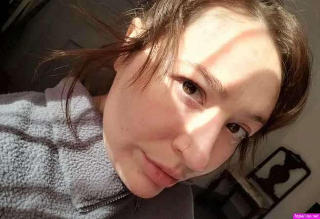 Pageofscrolls OnlyFans Thumbnail #Po1f9u7Qw2