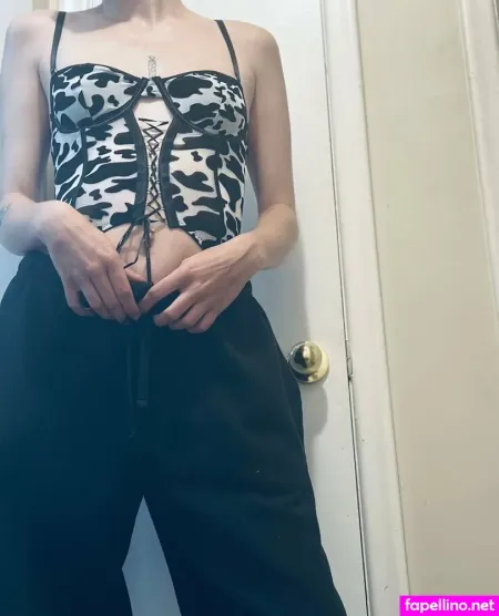 Paidfantasy OnlyFans Thumbnail #nM4vfhEuSg