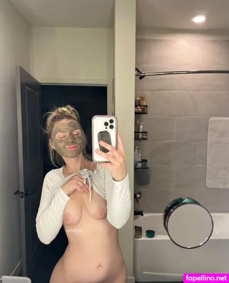 Paige 2 OnlyFans Thumbnail #2CyMbkW8kW