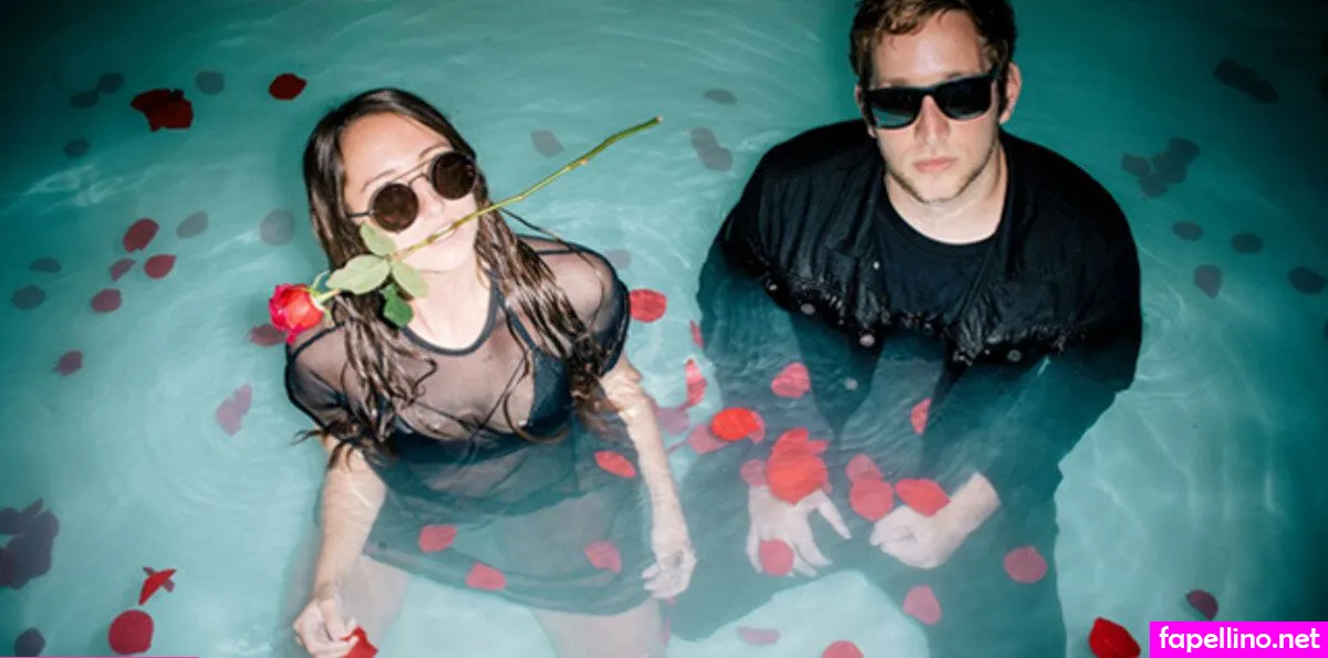 2 bonniexclyde jimmipaigemusic, DJ 1, bonniexclyde, paige_bxc Nude Leaked OnlyFans Photo #FDR3KcCxWM