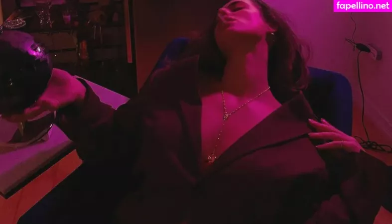 Paige Evans OnlyFans Thumbnail #dIkAfuJynC