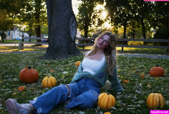 Paige Linneman OnlyFans Thumbnail #95zChN3c8X