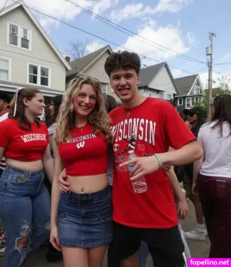 Paige Linneman OnlyFans Thumbnail #dQbrEyvhwI