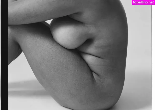 Paige Mary Grace OnlyFans Thumbnail #ygYipNYSg0