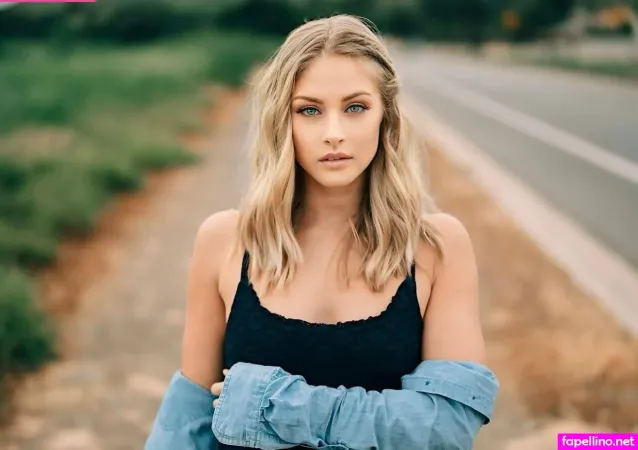 Paigeflix OnlyFans Thumbnail #MTXnl4KTqJ