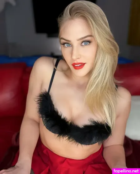 Paigeflix OnlyFans Thumbnail #s1T7Se7qW2