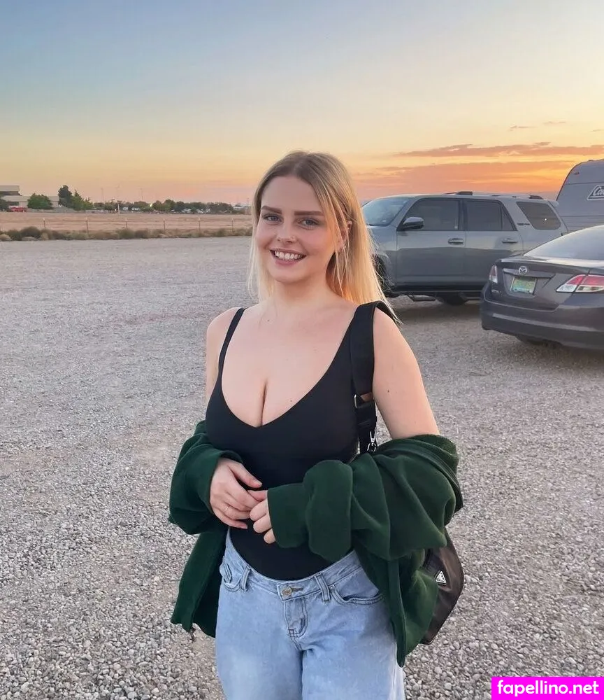 paigemariiah, paigeniemannofficial Nude Leaked OnlyFans Photo #bqOptxy1Od